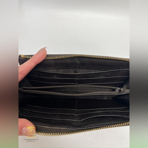 🖤SOLD🖤Gucci zip around long wallet - Picture 5 of 13